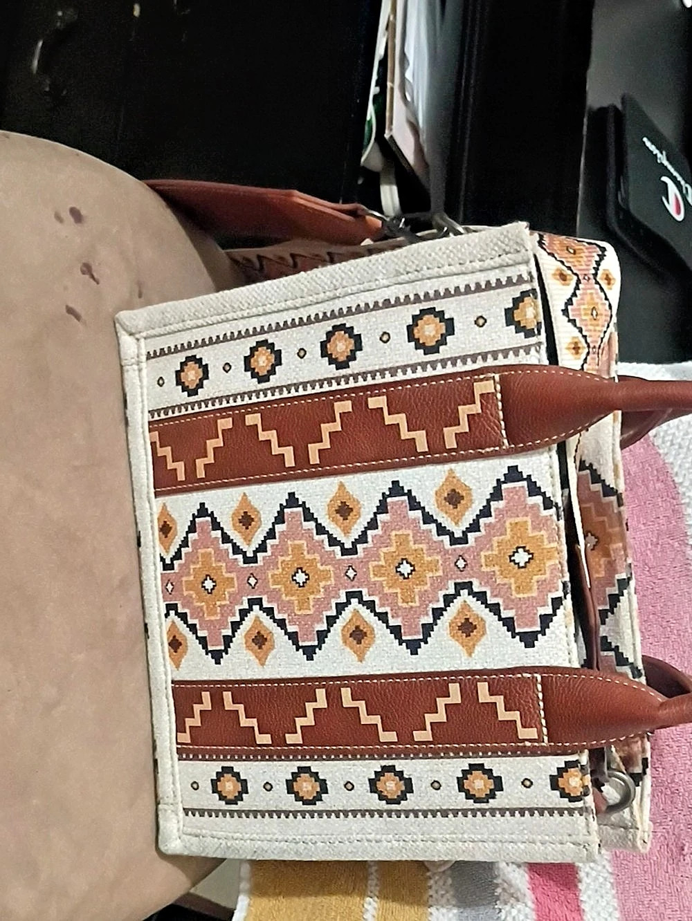 Wrangler Southwestern Print Small Canvas Tote/Crossbody Brown & White